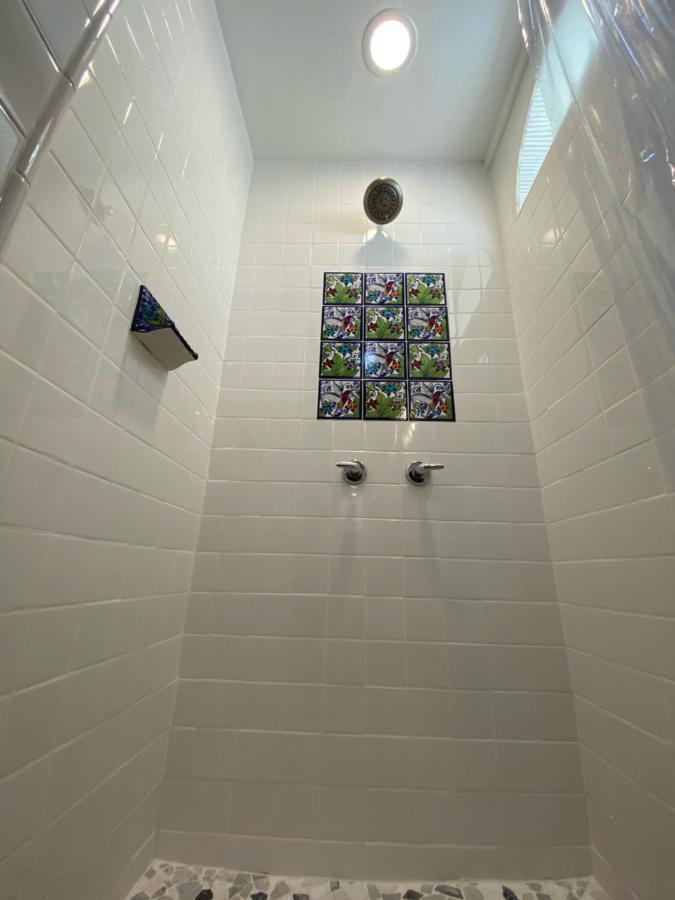 Private Room W/ Private Full Bathroom & Wifi & Ac & Shared Kitchen In لوس أنجلوس المظهر الخارجي الصورة